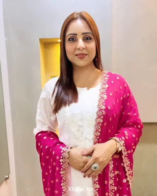 Khushboo Kamal 320x400 1
