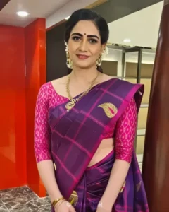 Komal Sharma 320x400 1