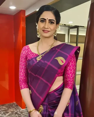 Komal Sharma 320x400 1