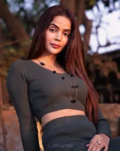 Priyanka Upadhyay 320x400 1