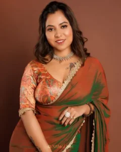 Tina Nandy 320x400 1